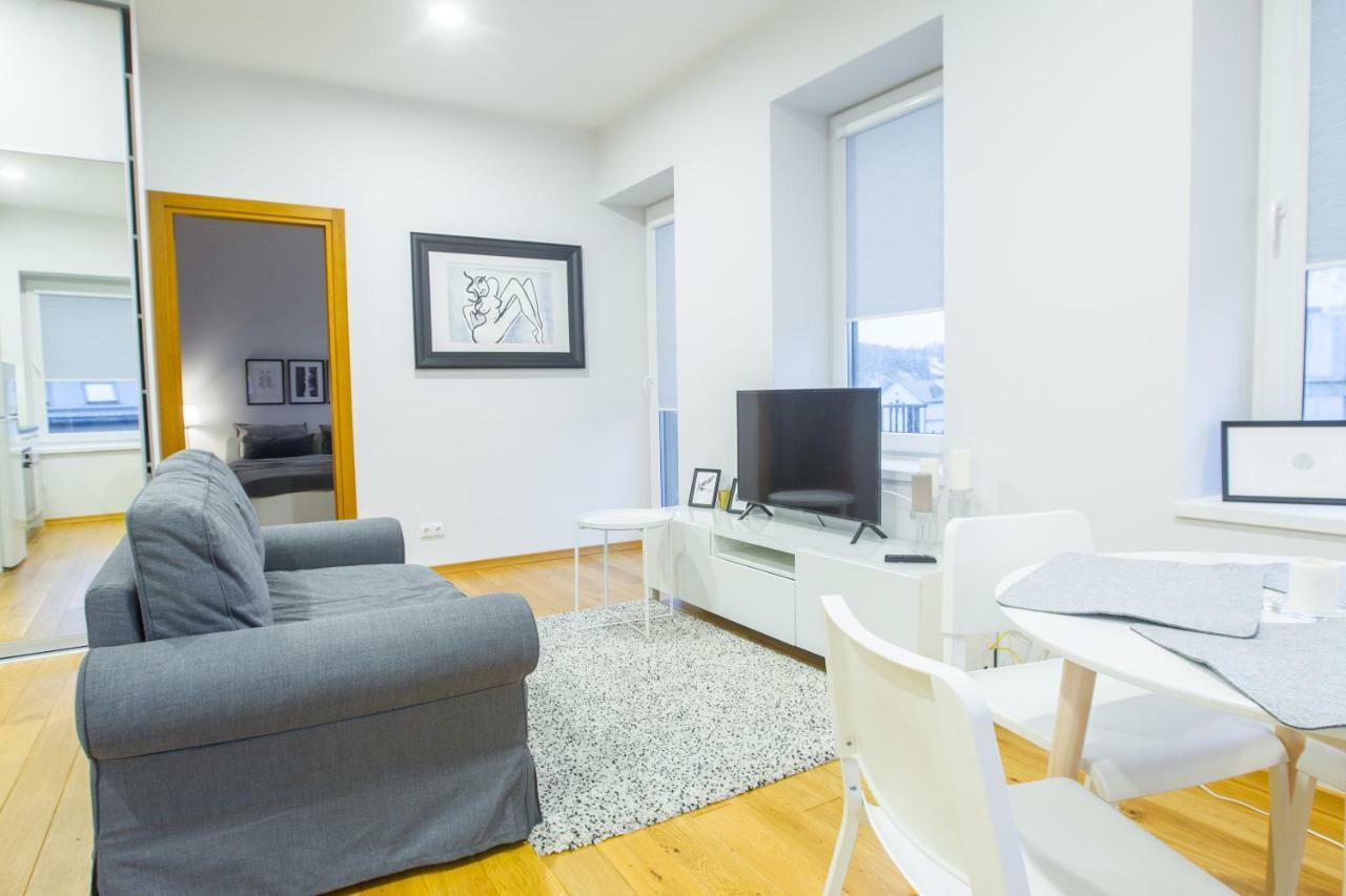 Bright 1Bd Apartment In Old Town By Hostlovers Kaunas Exterior foto